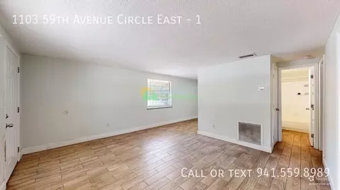 1103 59th Avenue Cir E, Bradenton, FL 34203