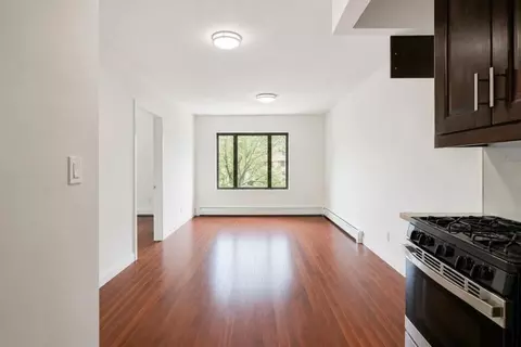 2120 Daly Ave, New York, NY 10460