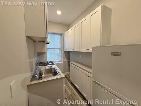 74 Kirkland St #3, Cambridge, MA 02138