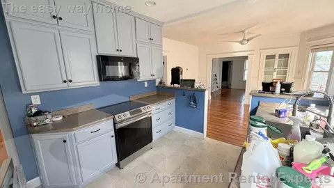 9 Ashland St #3, Somerville, MA 02144