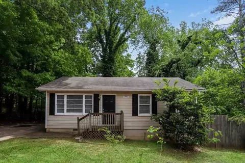 1965 Venesa Cir, Austell, GA 30168