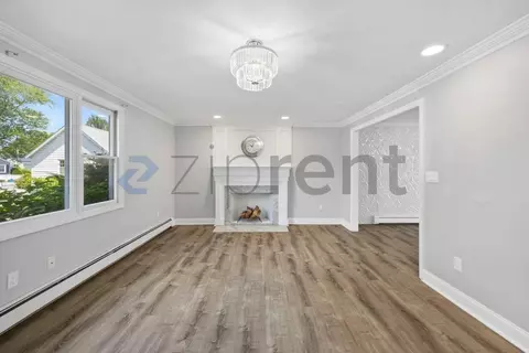 22 Draper Rd #A, Framingham, MA 01702