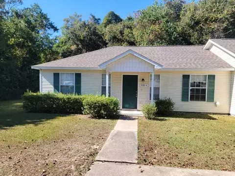 1000 Sable Dr #A, Pensacola, FL 32514