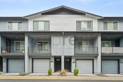 626 164th St SW #H4, Martha Lake, WA 98087