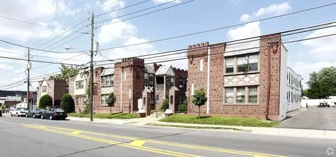 1115 White Horse Pike #C5, Oaklyn, NJ 08107