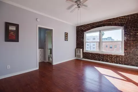 730 S Catalina St, Los Angeles, CA 90005