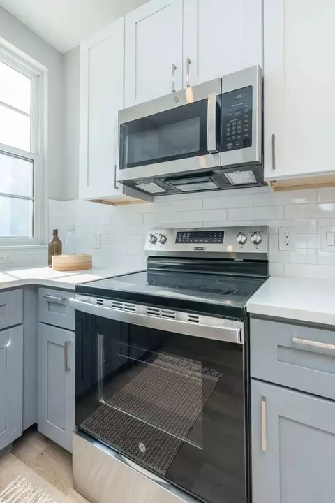 3919 Ridge Ave #101, Philadelphia, PA 19132