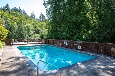 5131 SW 38th Pl, Portland, OR 97221