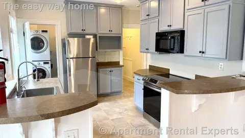 9 Ashland St #3, Somerville, MA 02144