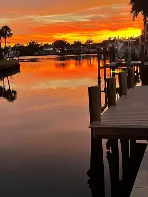 513 Albee Rd W #NA, Nokomis, FL 34275