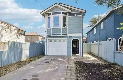 874 Pine St, Oakland, CA 94607