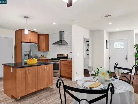 1331 Pear Dr, Concord, CA 94518 photo 21