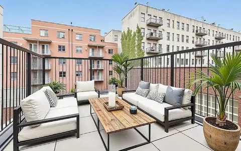 175 S 4th St #3, Brooklyn, NY 11211
