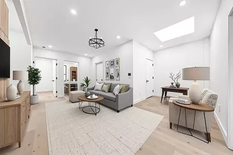 175 S 4th St #4, Brooklyn, NY 11211