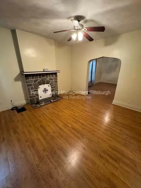 48 Laclede St, Pittsburgh, PA 15211