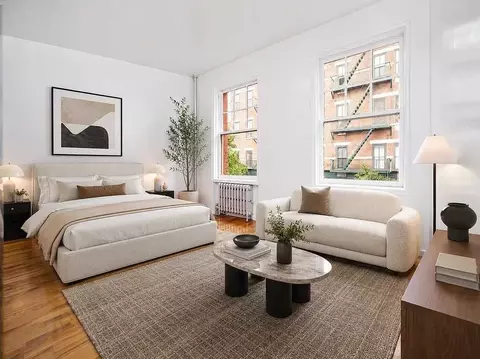 90 Bank St #5A, New York, NY 10014
