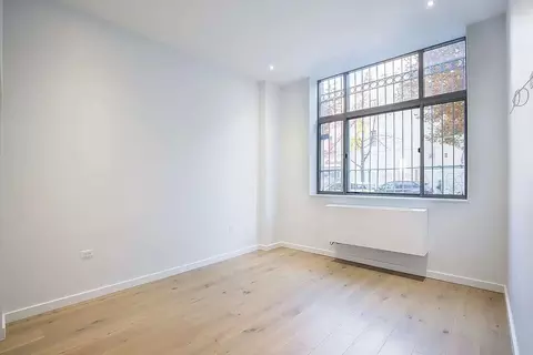10 Rutgers St #1C, New York, NY 10002