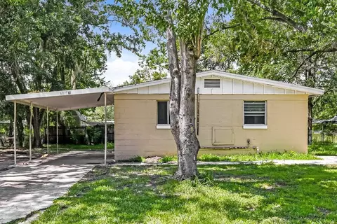 6819 Goldilocks Ln, Jacksonville, FL 32210