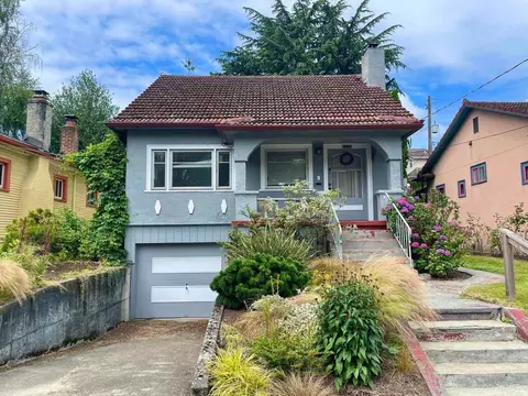 6335 6th Ave NE, Seattle, WA 98115