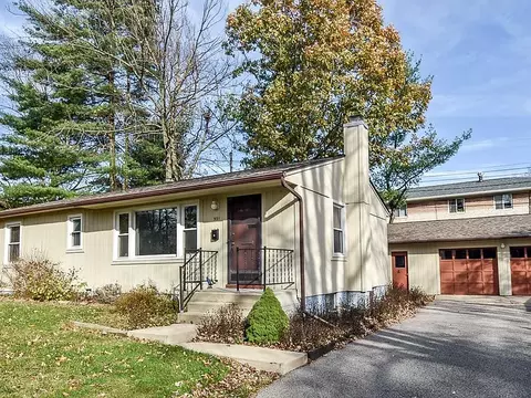 921 S Eastside Dr, Bloomington, IN 47401