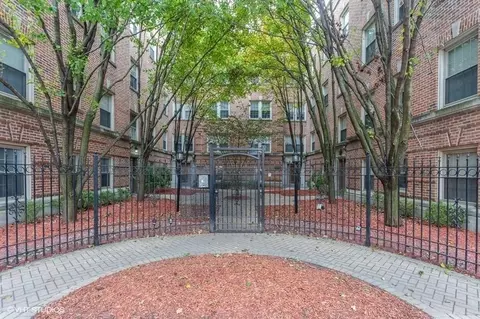 845 E 52nd St #3, Chicago, IL 60615