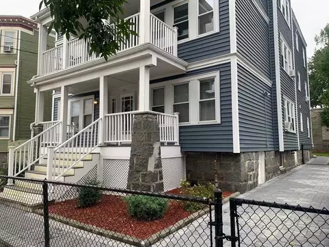 29 Gibson St, Dorchester, MA 02122