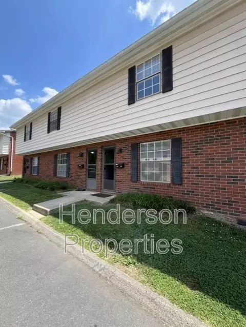 1345 N 6th St, Albemarle, NC 28001