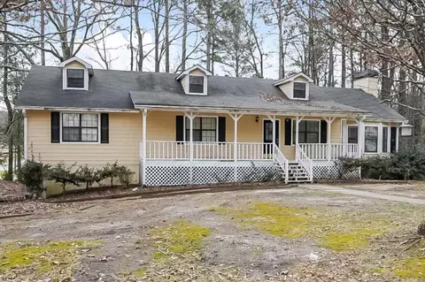 1767 Annette Ct, Lithia Springs, GA 30122
