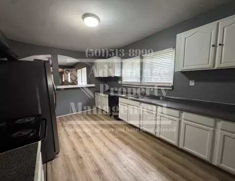 1524 Orange St, North Little Rock, AR 72114