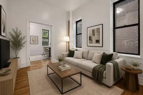 274 Mott St #3B, New York, NY 10012