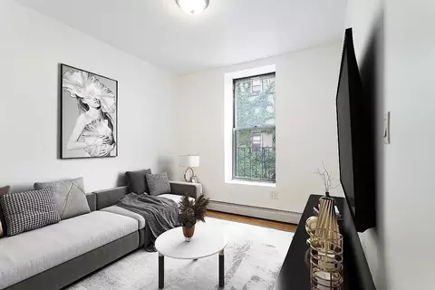 457 W 17th St #1, New York, NY 10011