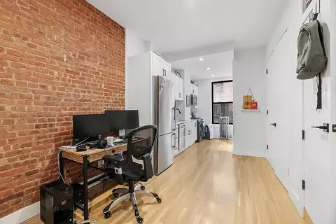 425 Amsterdam Ave #2N, New York, NY 10024