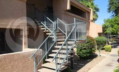 10828 N Biltmore Dr #212, Phoenix, AZ 85029