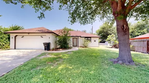 2603 Lu Cir, Killeen, TX 76543