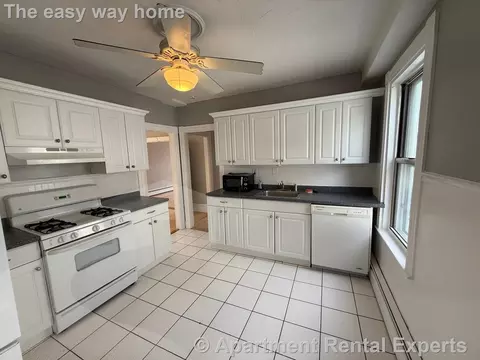 29 Trull St, Somerville, MA 02145