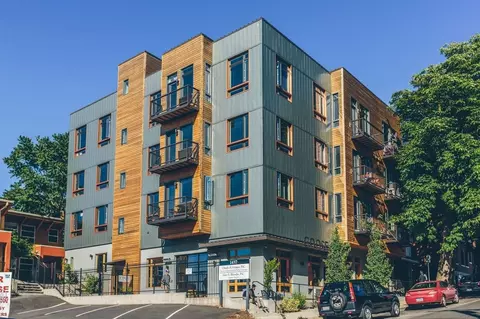 1415 SW Columbia St, Portland, OR 97201