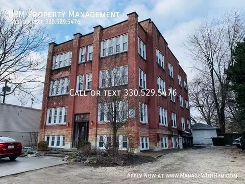 2237 Tuscarawas St W #2, Canton, OH 44708