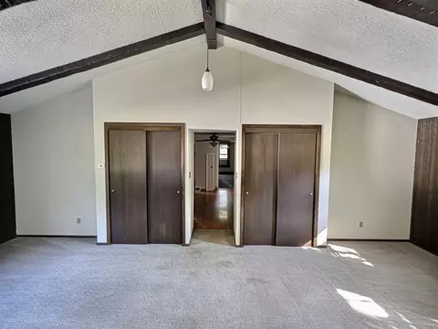12480 W Beloit Rd #UPPER, New Berlin, WI 53151