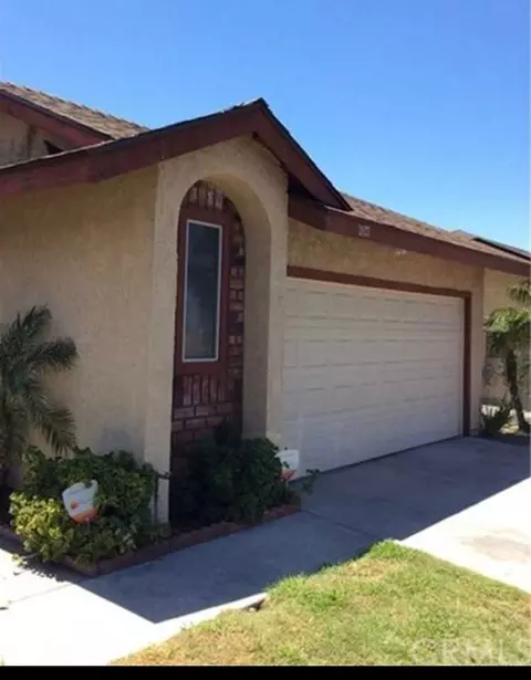 2927 Cardamon St, Rialto, CA 92376