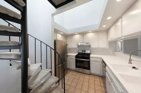 17202 Corbina Ln #202, Huntington Beach, CA 92649