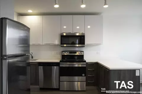 940 W Winona St #605, Chicago, IL 60640