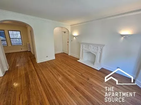 932 Judson Ave #E1, Evanston, IL 60202