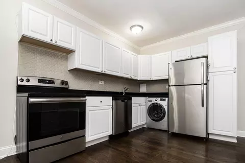 3345 N Marshfield Ave #308, Chicago, IL 60657