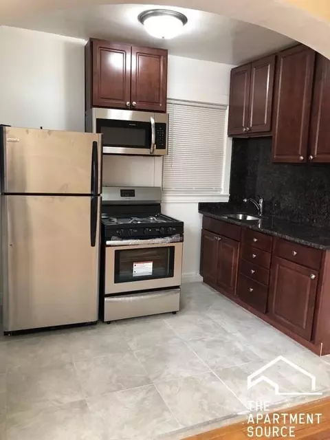5103 W 21st St #10, Cicero, IL 60804