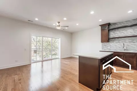 3329 N Avers Ave #3N, Chicago, IL 60618