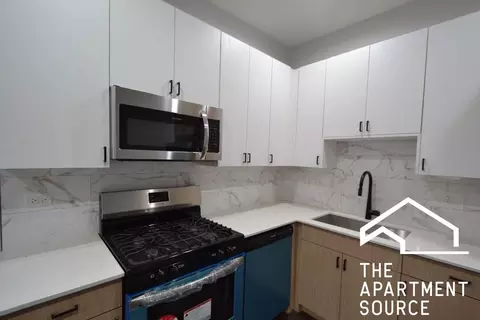 2171 W Wilson Ave #G, Chicago, IL 60625