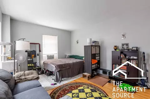 732 W Bittersweet Pl #1201, Chicago, IL 60613