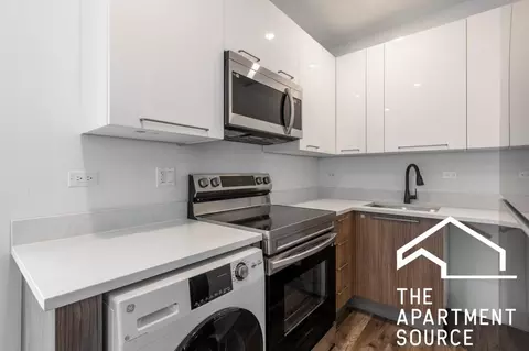 941 W Carmen Ave #104, Chicago, IL 60640