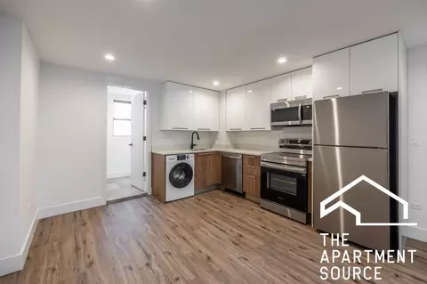 941 W Carmen Ave #001, Chicago, IL 60640