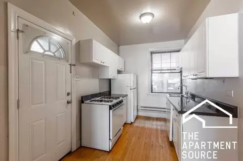 1315 Oak Ave #J2, Evanston, IL 60201